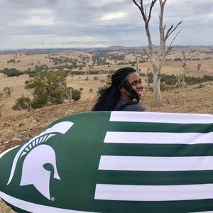 Meet your Posher, Nyjai